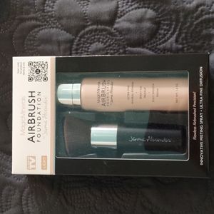 Magic Minerals Airbrush Foundation